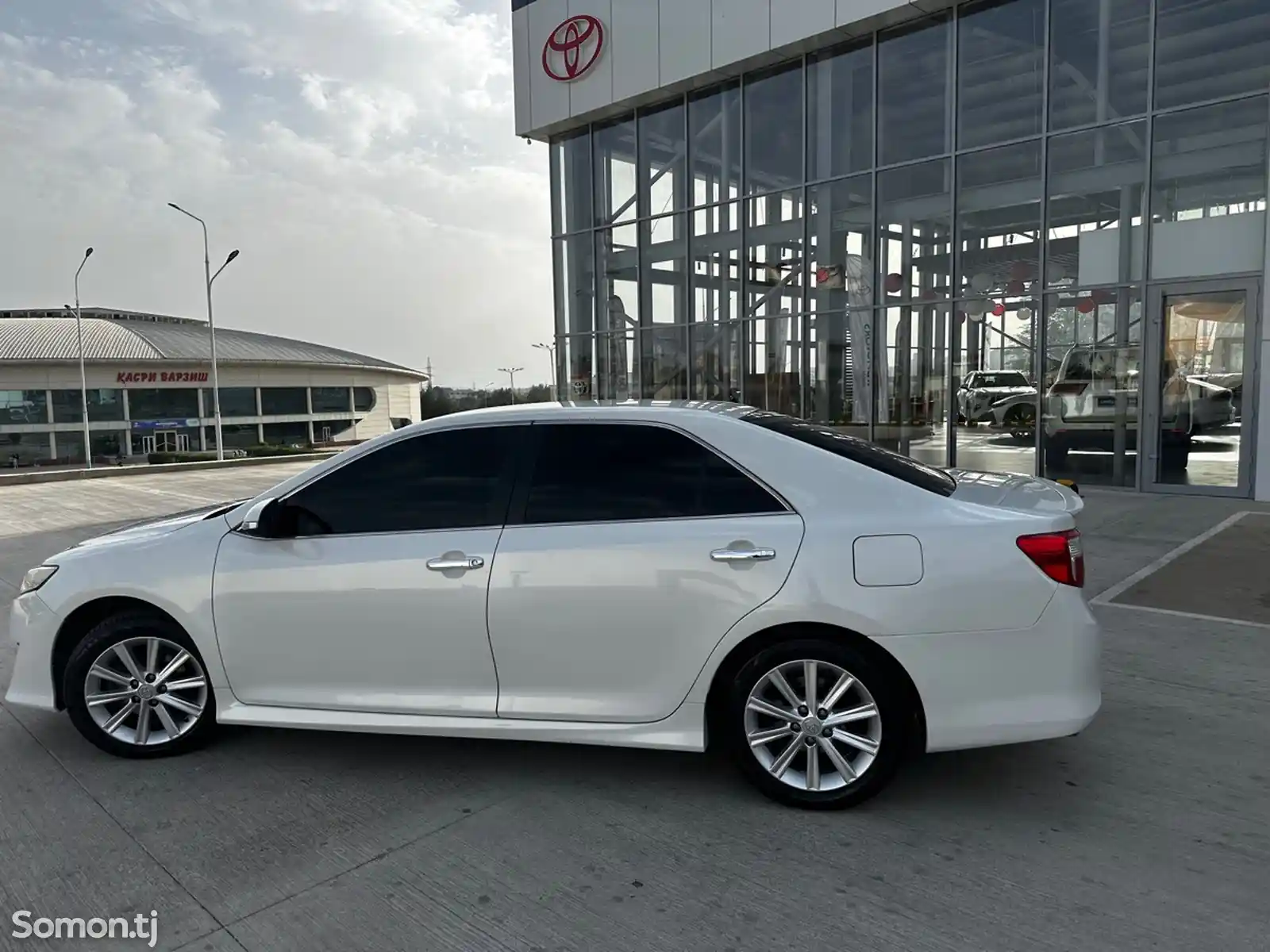 Toyota Camry, 2012-7