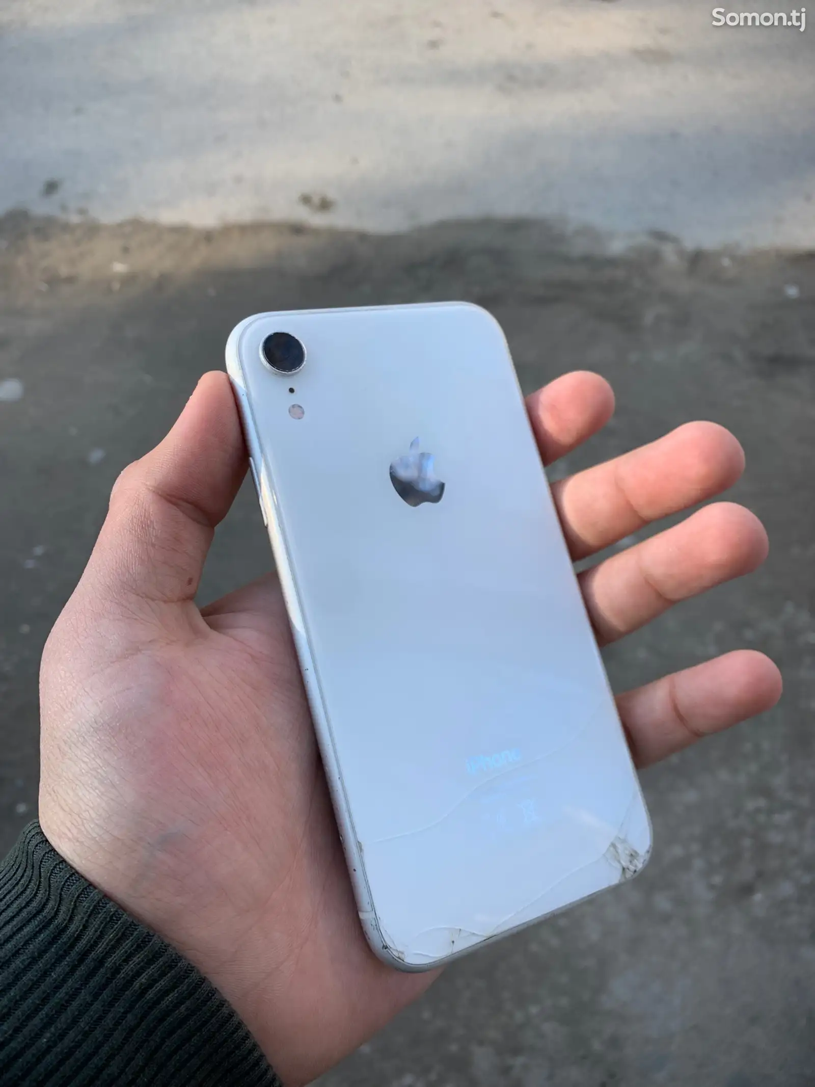 Apple iPhone Xr, 64 gb, White-1