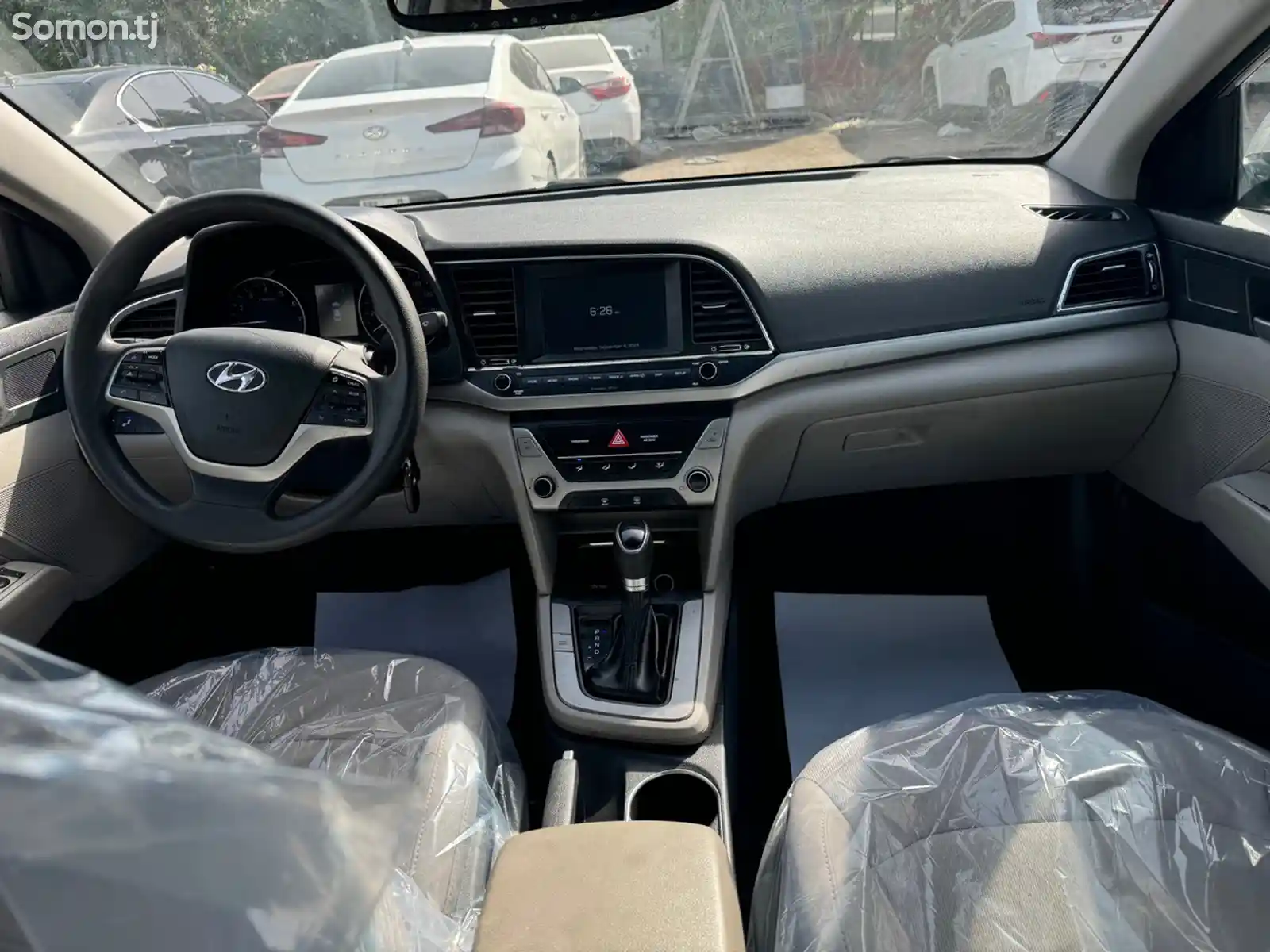 Hyundai Elantra, 2018-7