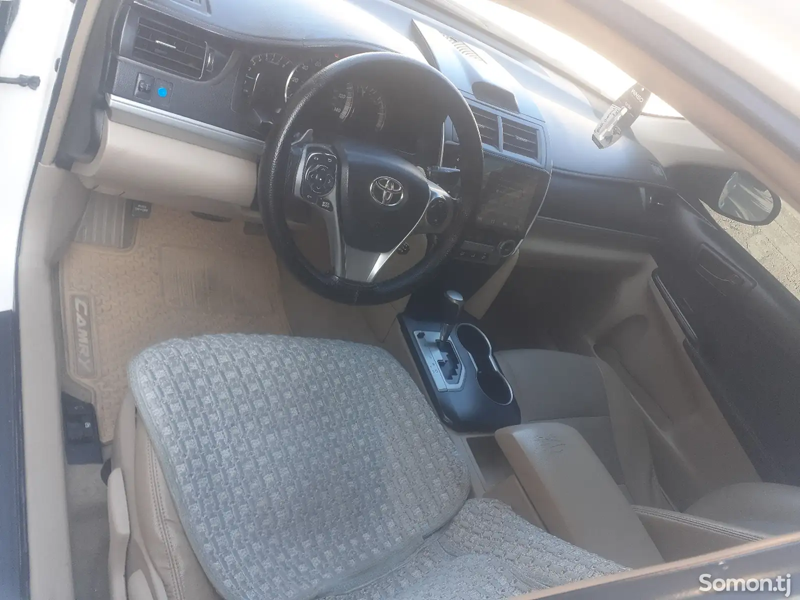 Toyota Camry, 2013-8