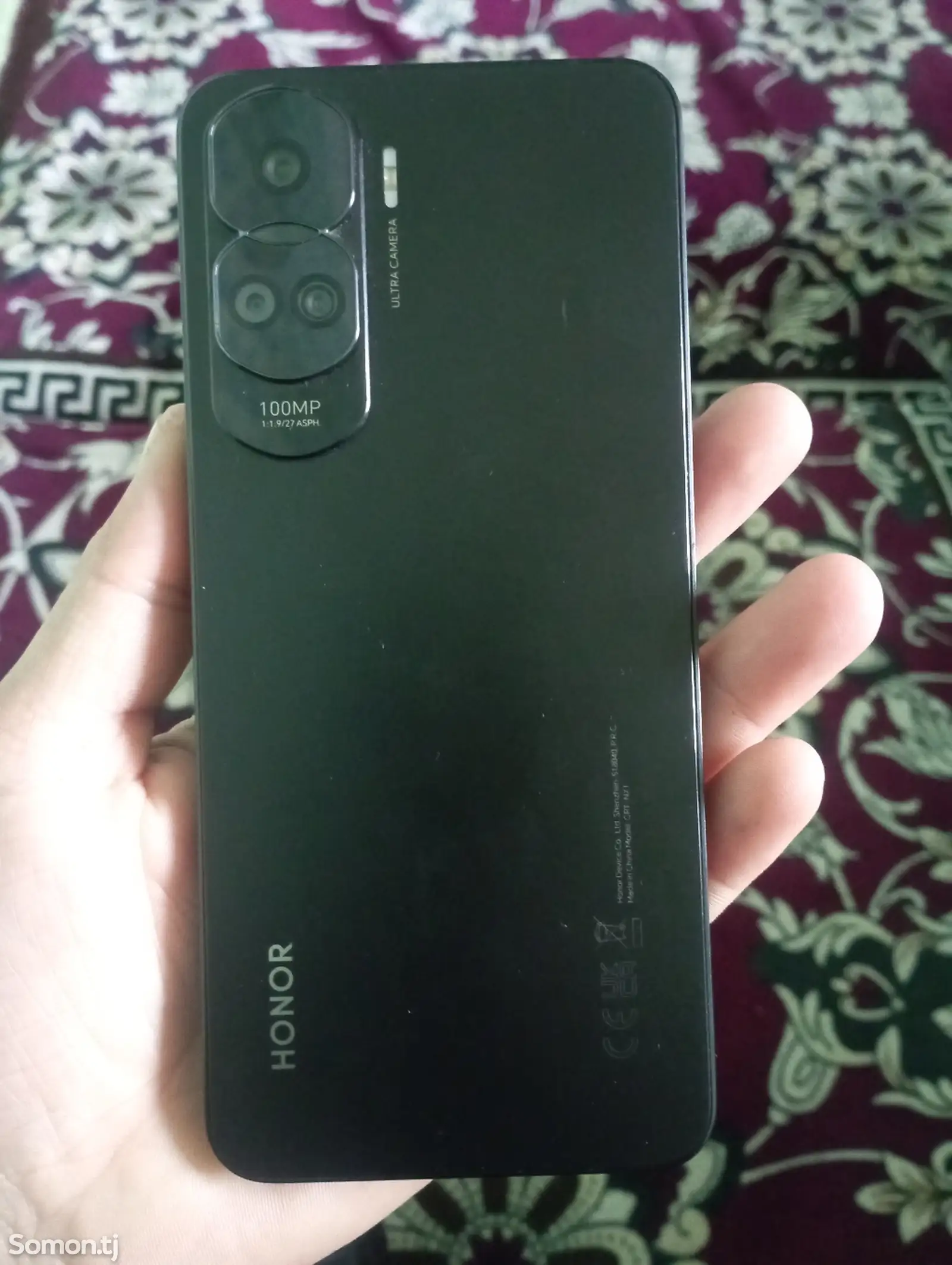 Телефон Honor-1