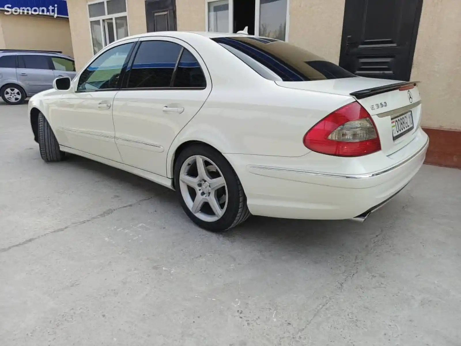 Mercedes-Benz E class, 2009-3