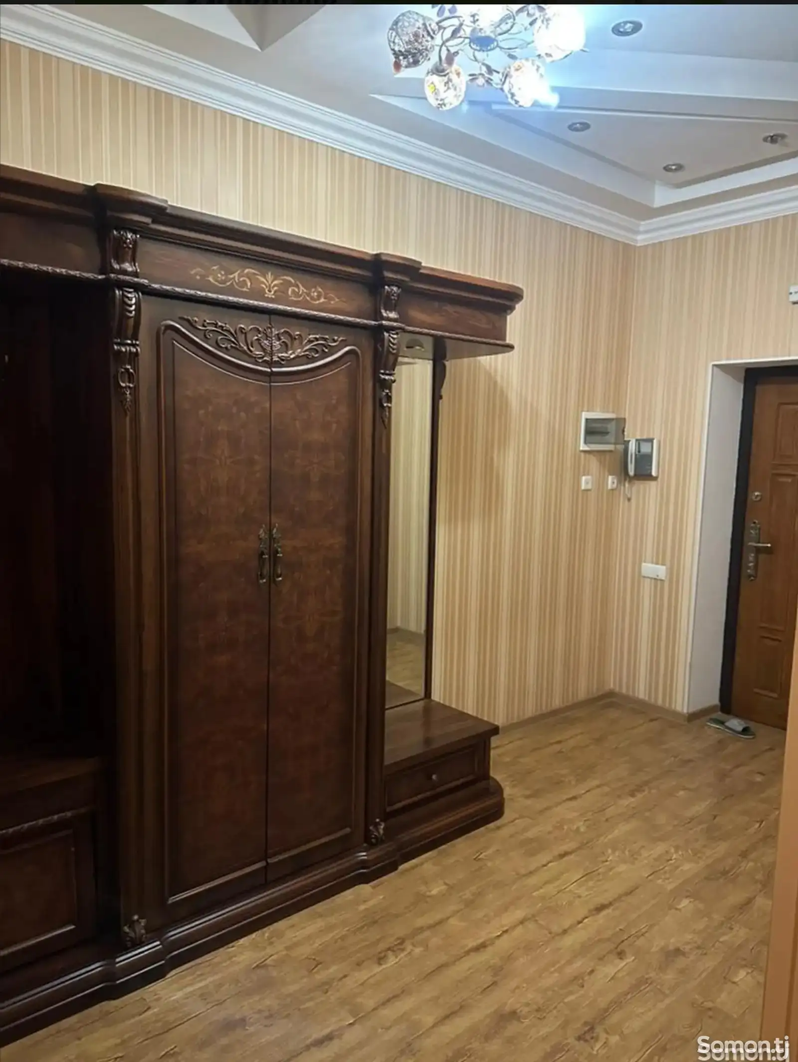 3-комн. квартира, 8 этаж, 100м², И.Сомони-1