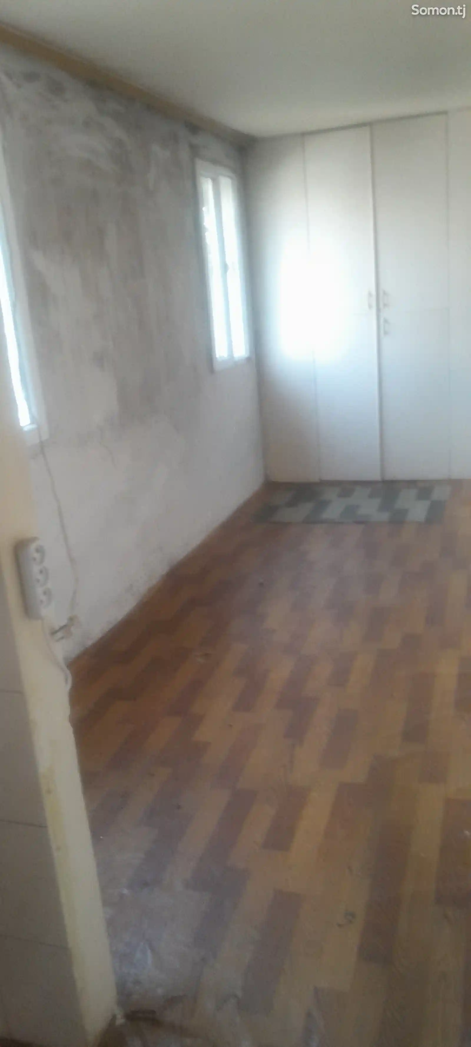 5-комн. квартира, 2 этаж, 86м², Сино-1