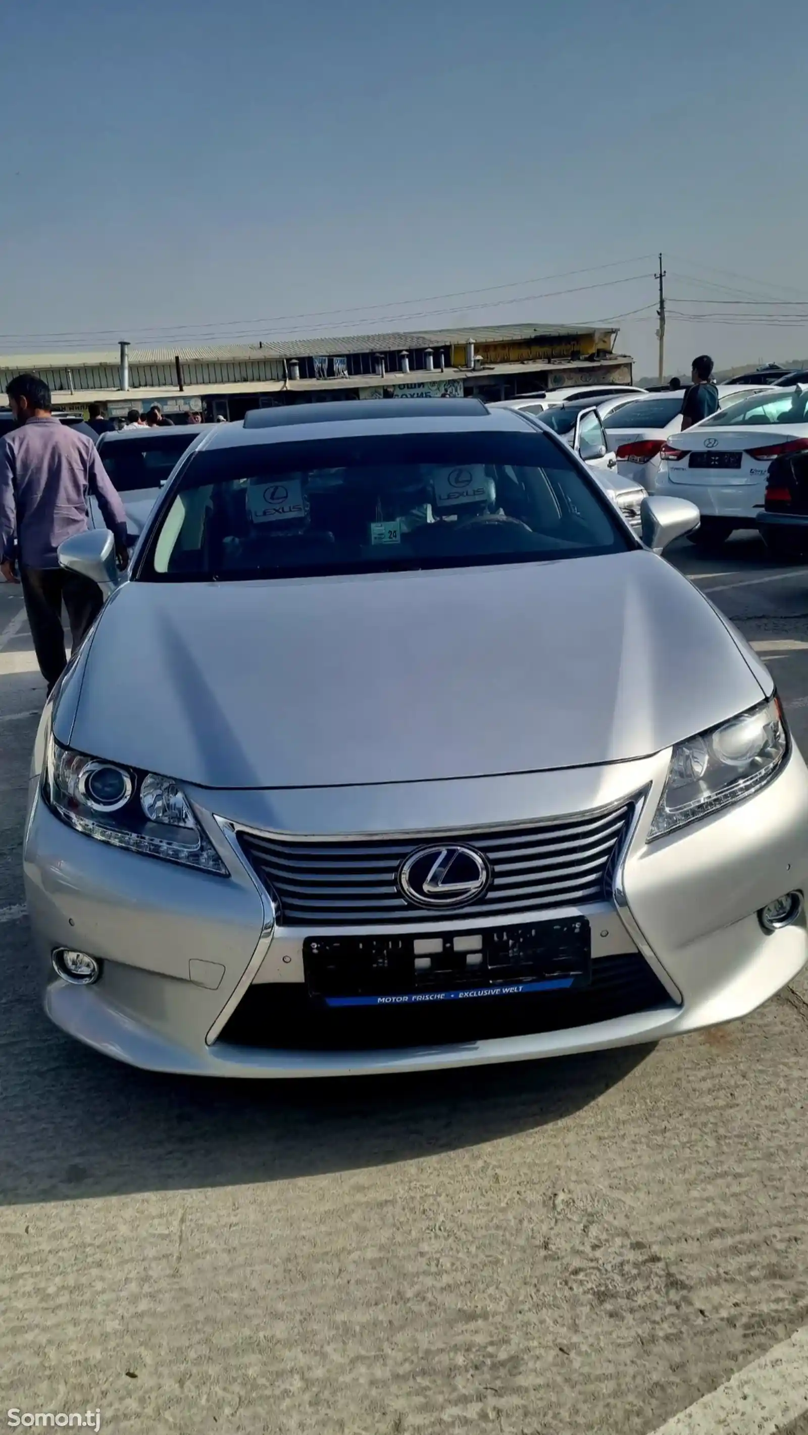 Lexus ES series, 2015-11