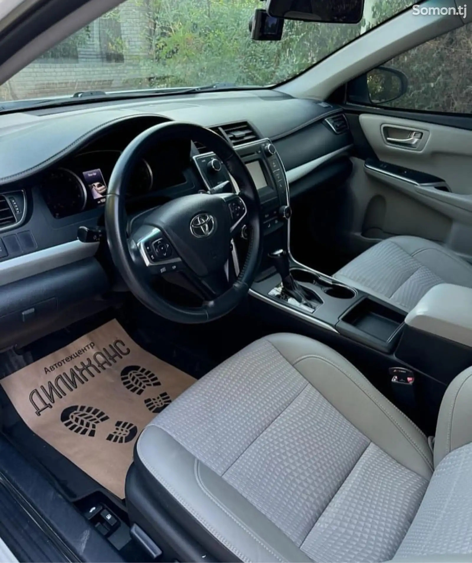 Toyota Camry, 2015-5