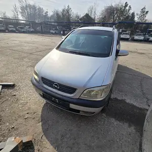 Opel Zafira, 2000