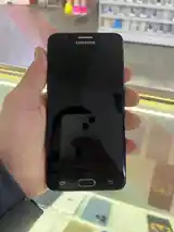 Samsung Galaxy J7 Prime-4