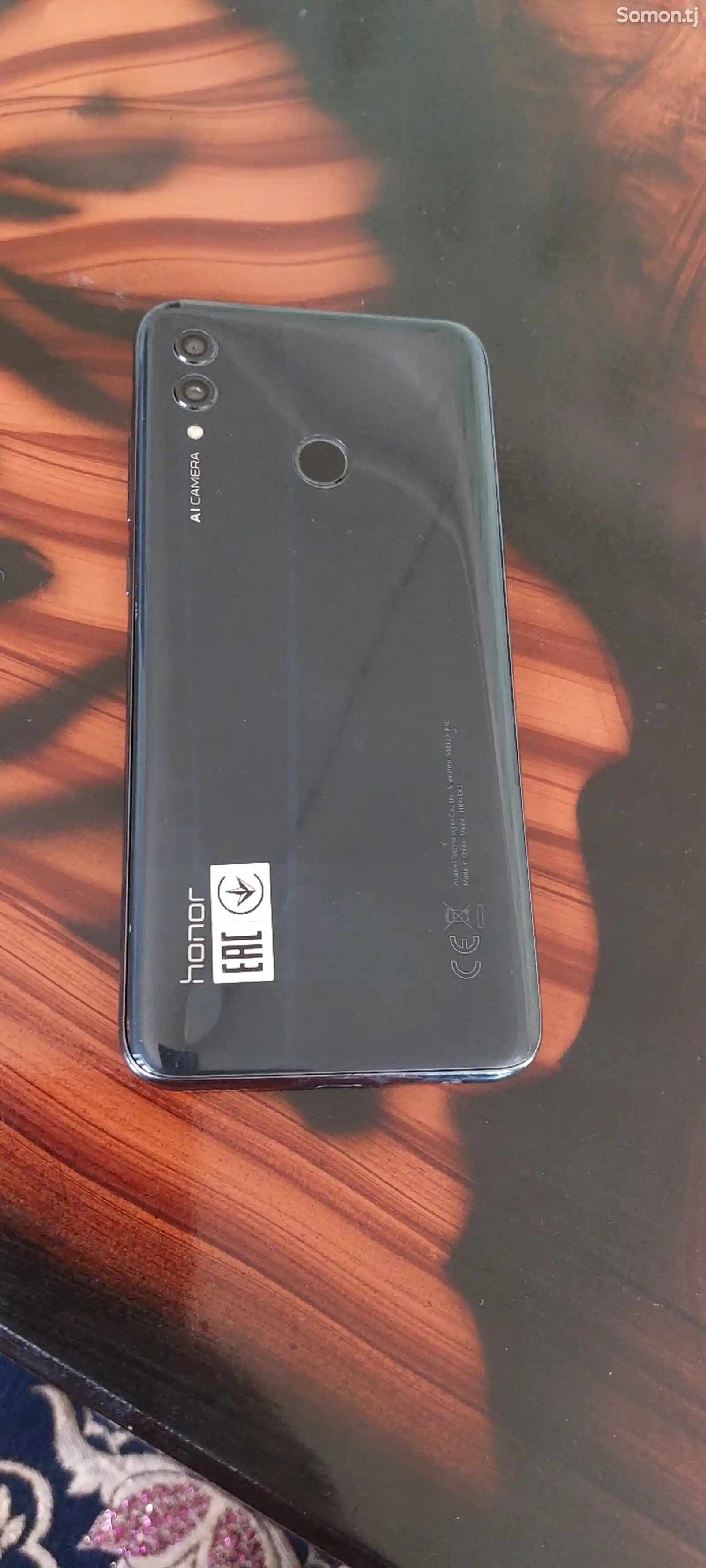 Телефон Honor-2