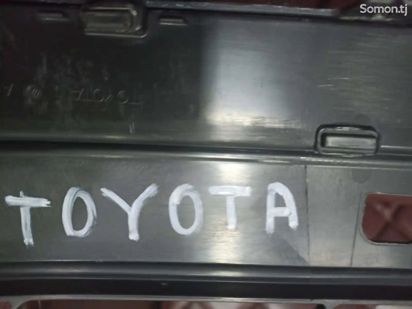 Решётка радиатора от Toyota-3