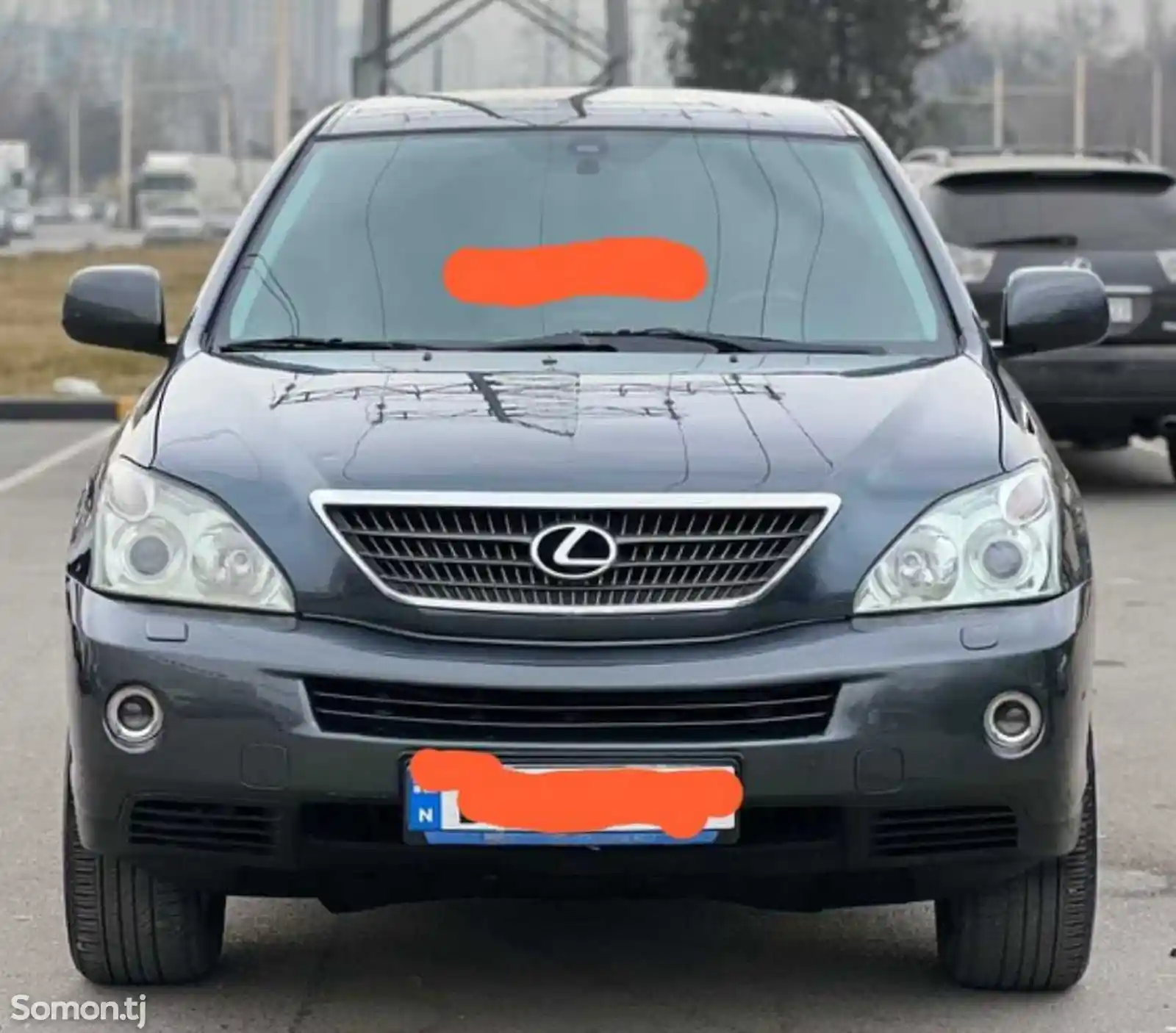 Лобовое стекло на Lexus RX400h