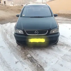 Opel Zafira, 2002