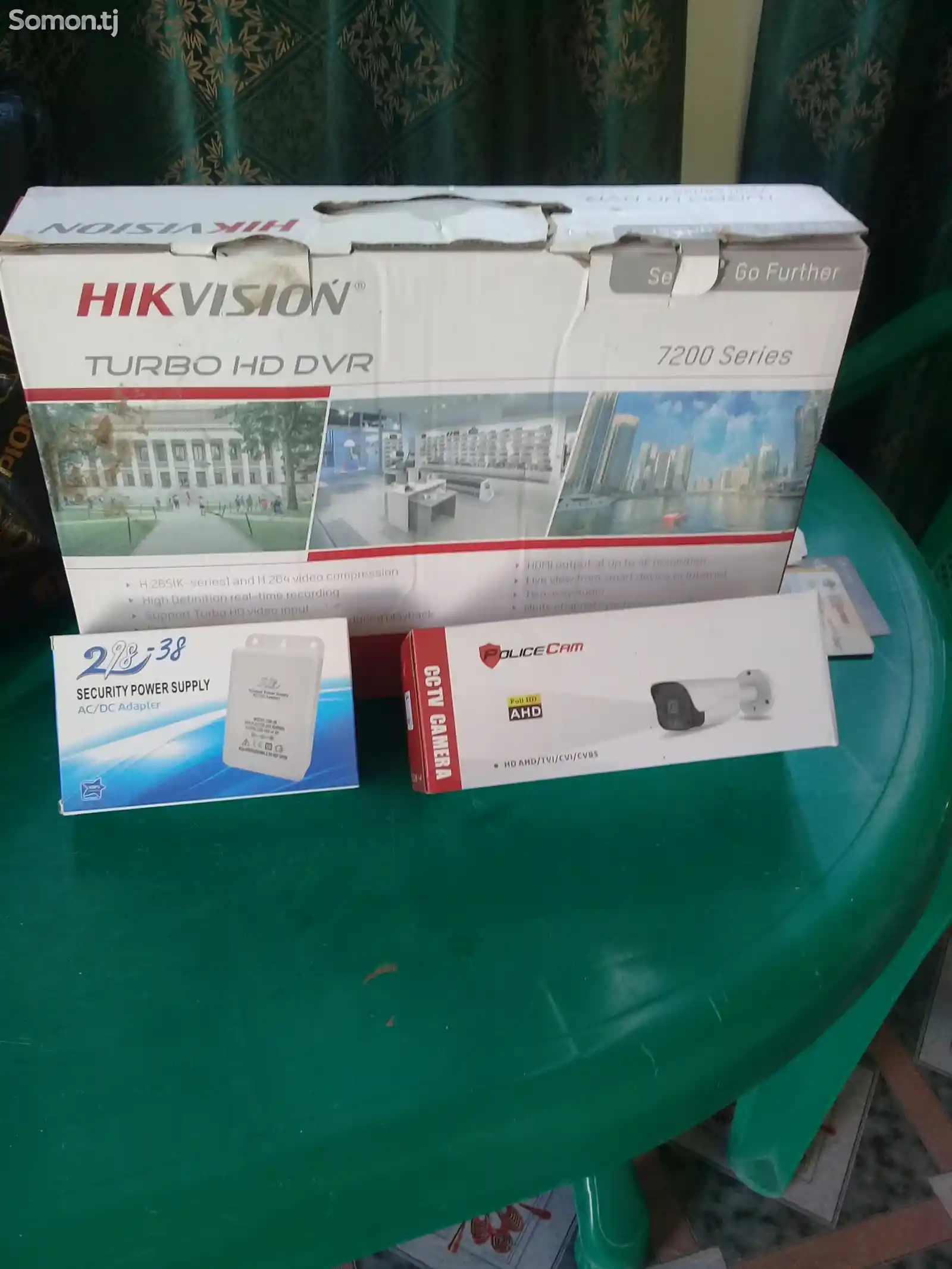 Камера видеонаблюдения и база комплект Hikvision
