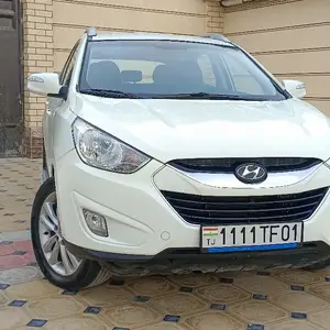 Hyundai Tucson, 2011