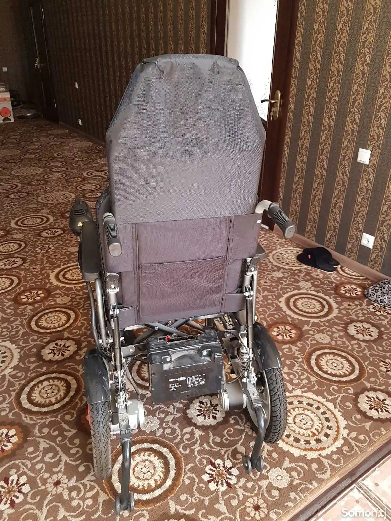 Кресло-коляска с электроприводом-5