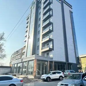 3-комн. квартира, 2 этаж, 105 м², 18 мкр