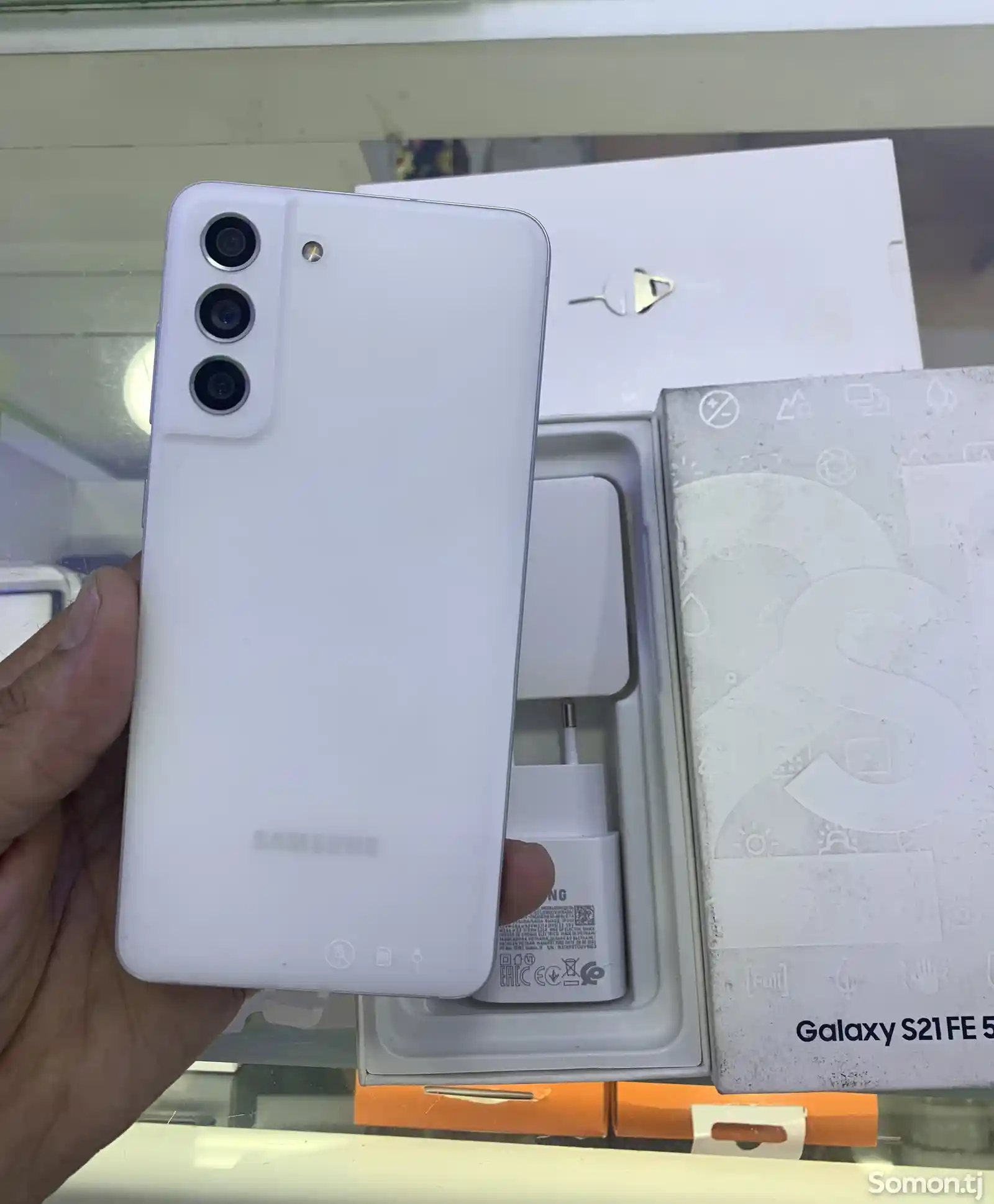 Samsung Galaxy S21 Fe 8/256gb-1