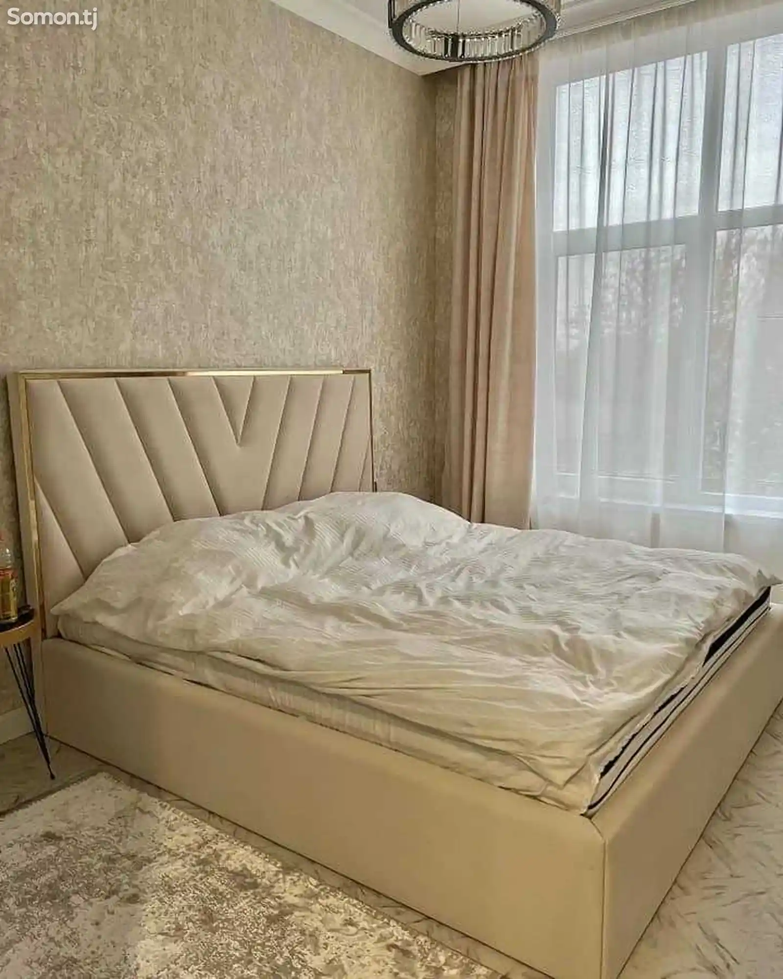 Кровать для спальни на заказ-1