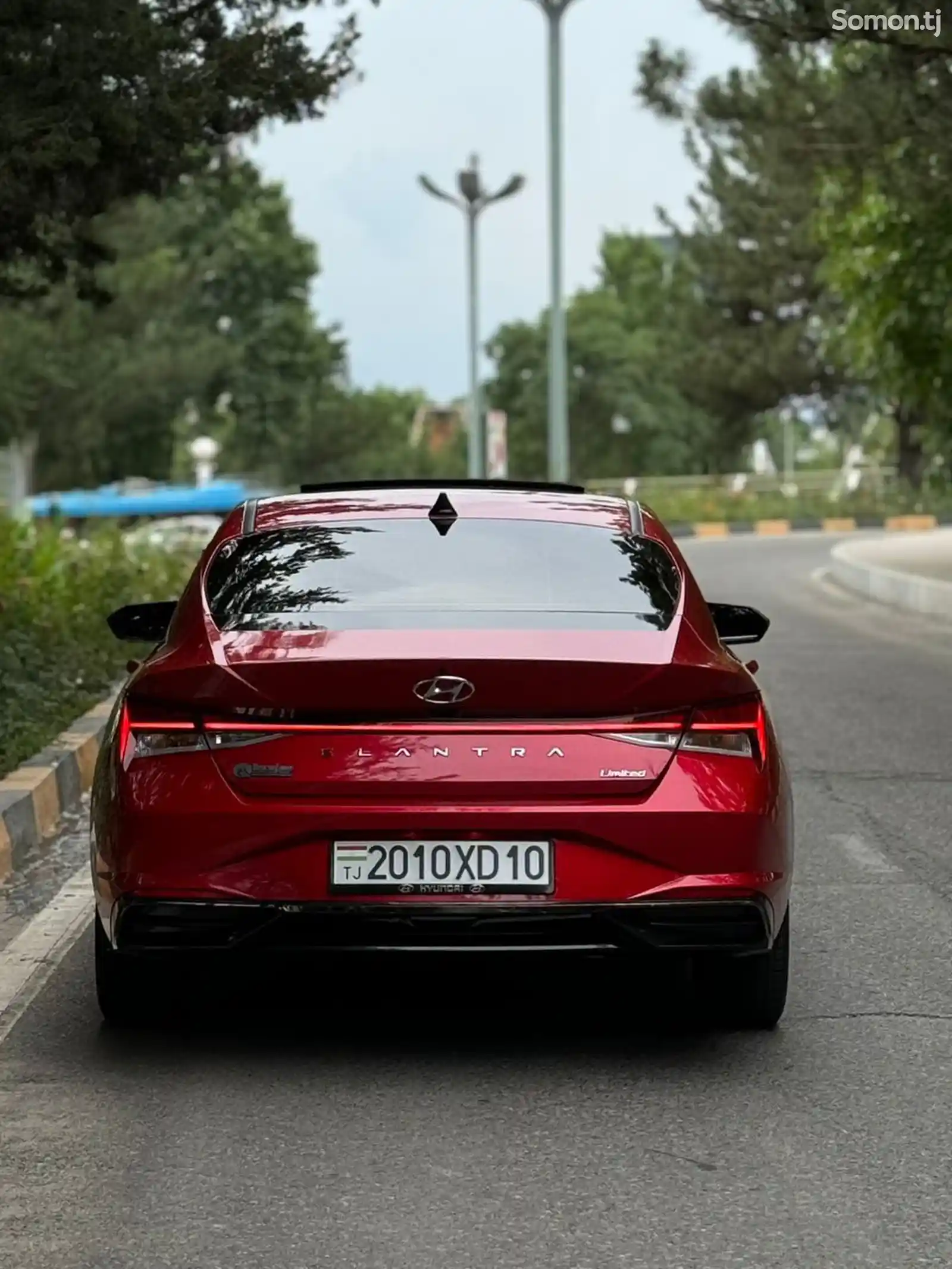 Hyundai Elantra, 2022-4