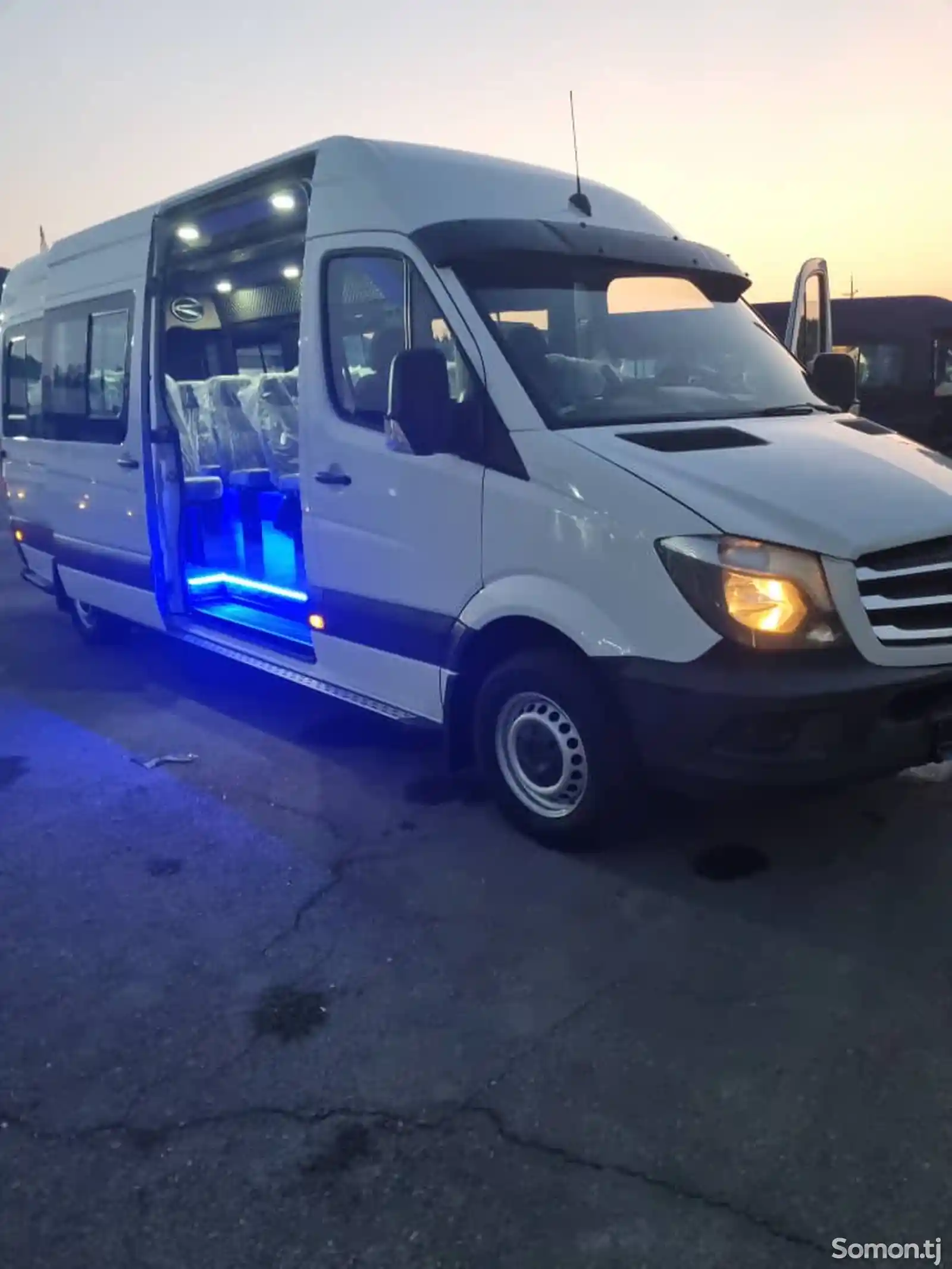 Mercedes-Benz Sprinter, 2015-9