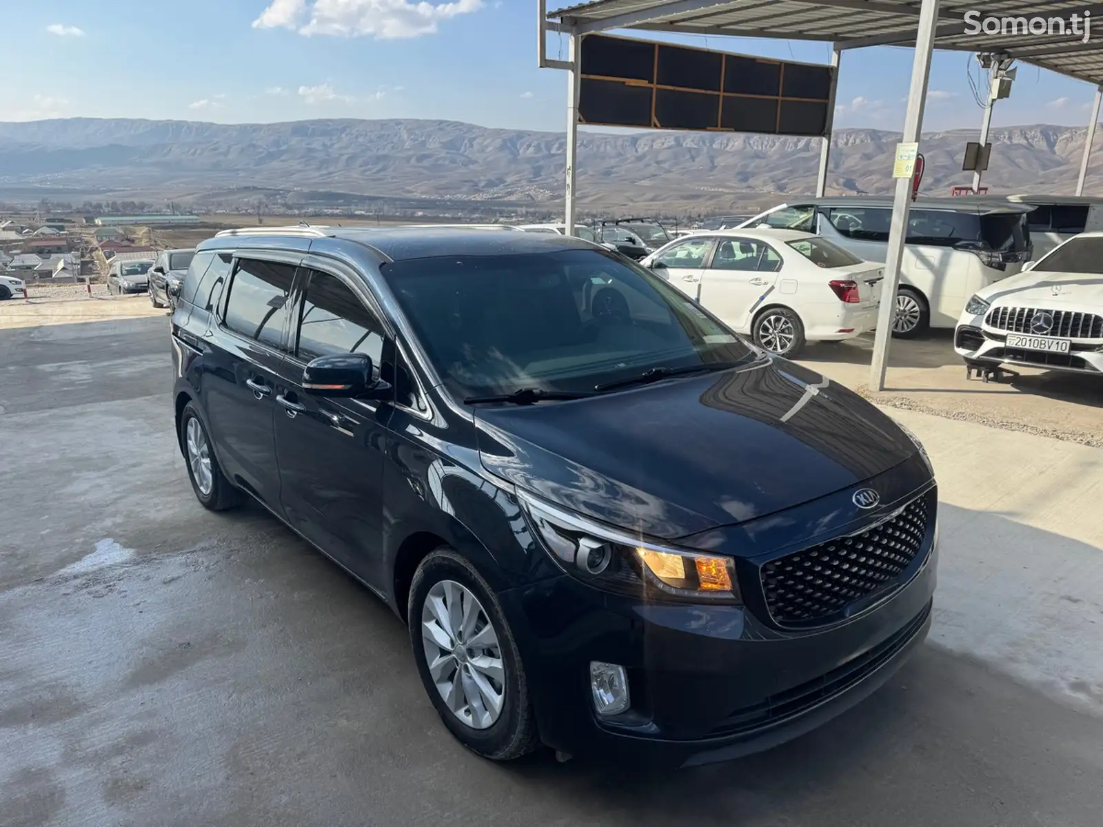 Kia Sedona, 2015-1