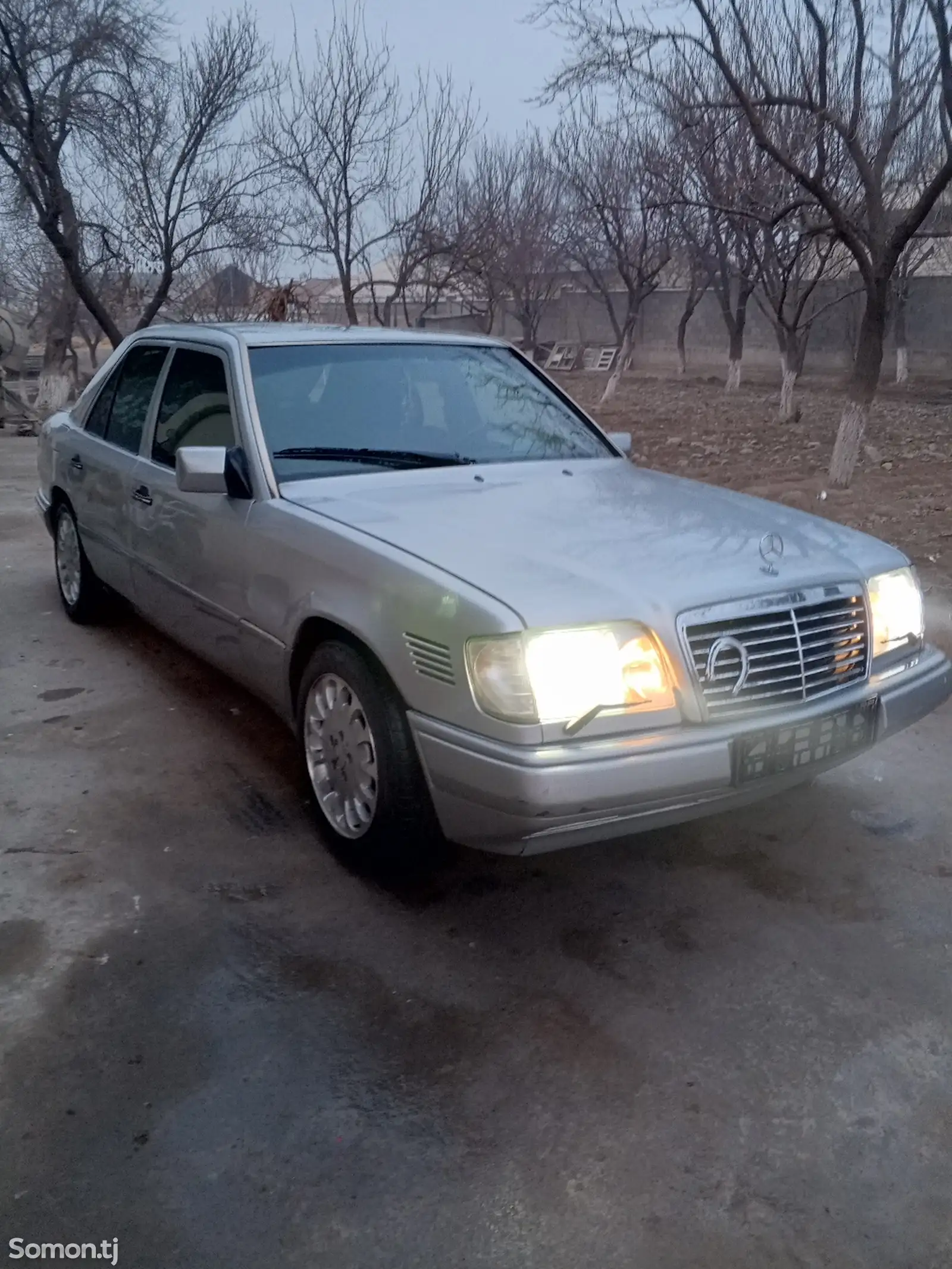 Mercedes-Benz W124, 1993-1