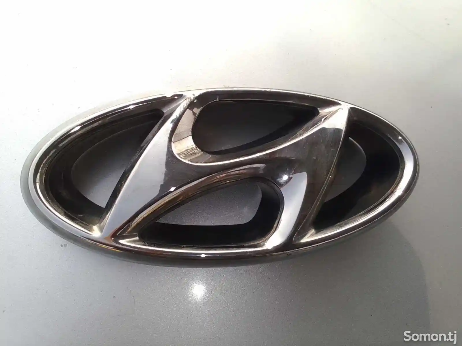 Значок от Hyundai grandeur