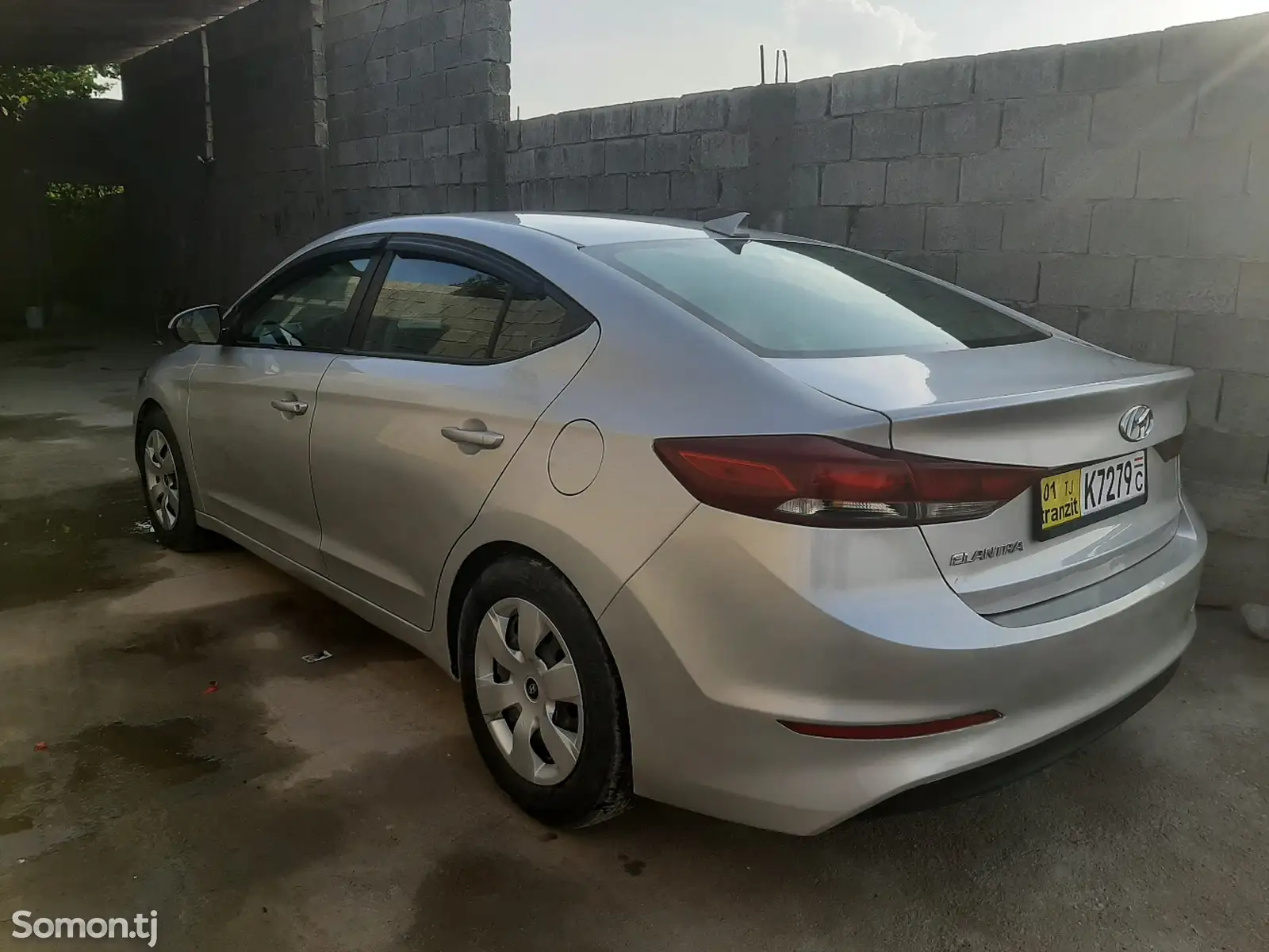 Hyundai Elantra, 2017-5