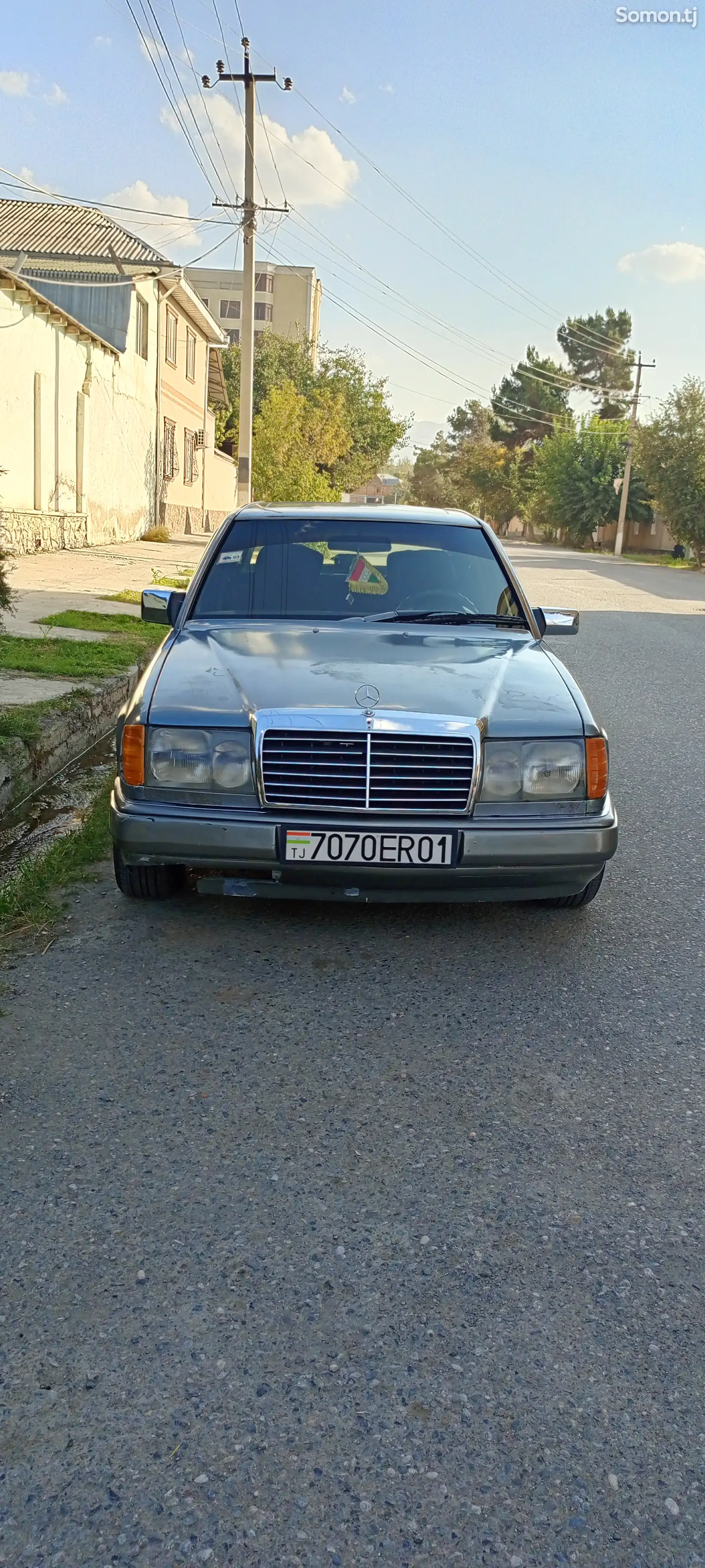 Mercedes-Benz W124, 1990-2