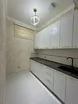 3-комн. квартира, 10 этаж, 70 м², Сино-9