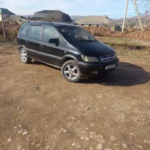 Opel Zafira, 2004