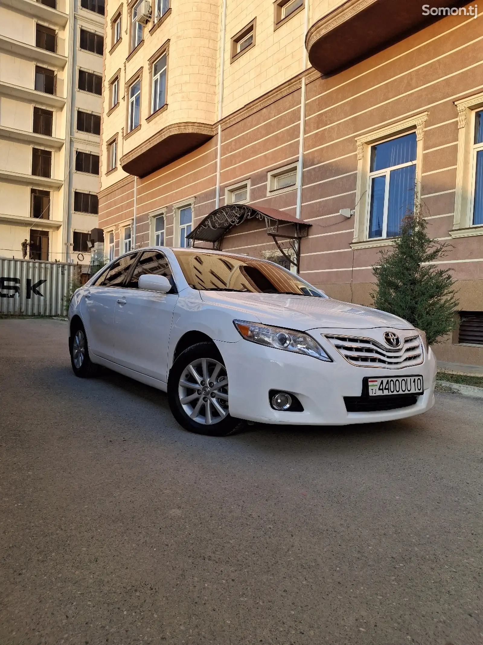 Toyota Camry, 2010-1