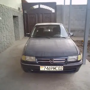 Opel Astra F, 1992