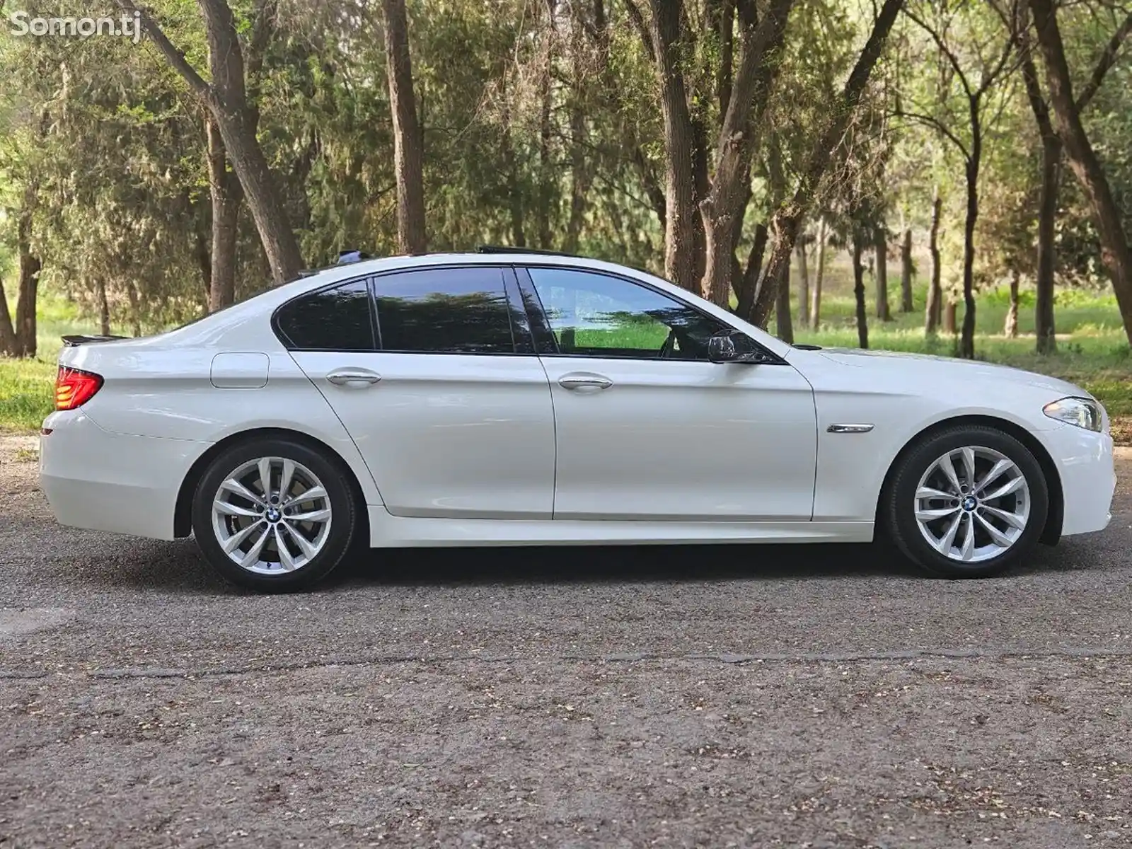 BMW 5 series, 2013-8