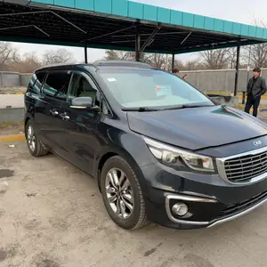 Kia Sedona, 2015