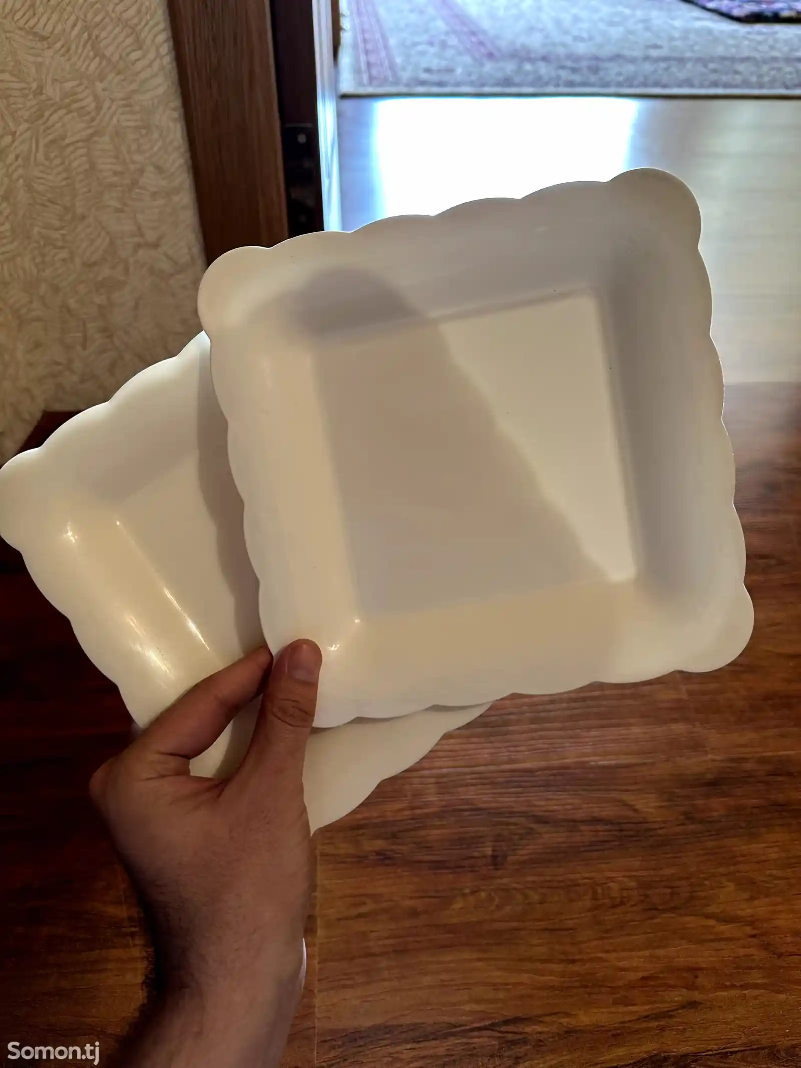 Пластмассовые тарелки-1