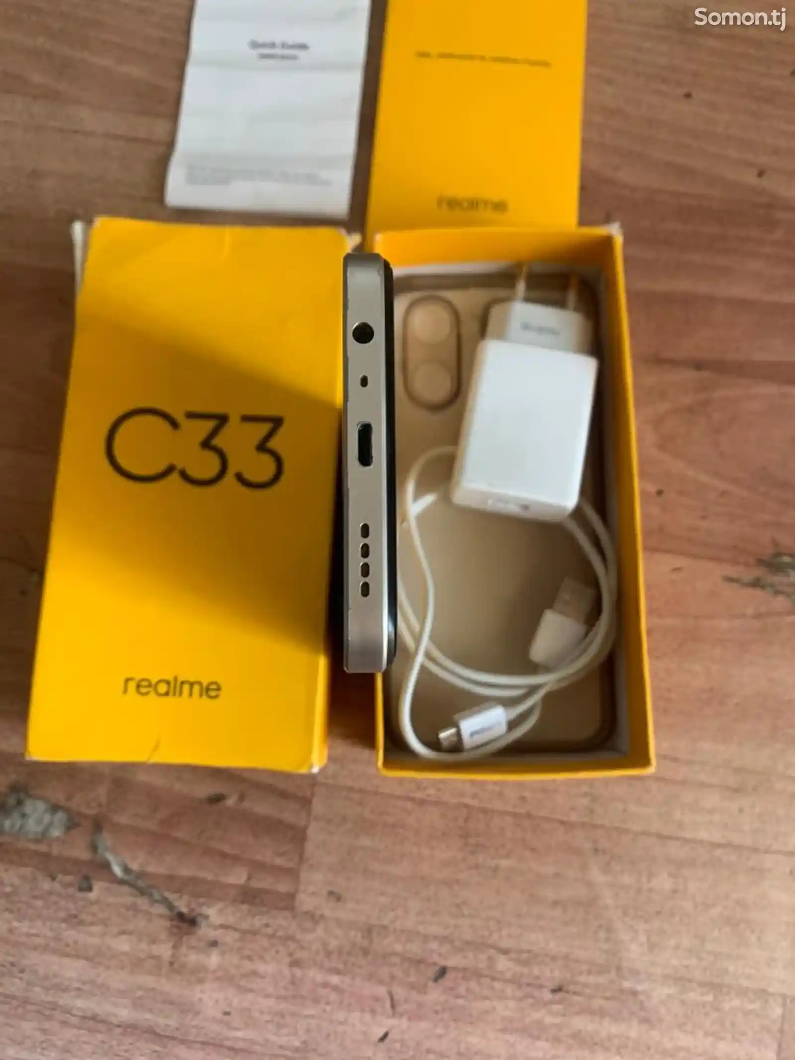 Realme C33-4