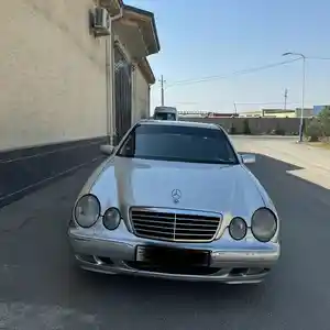 Mercedes-Benz E class, 2000