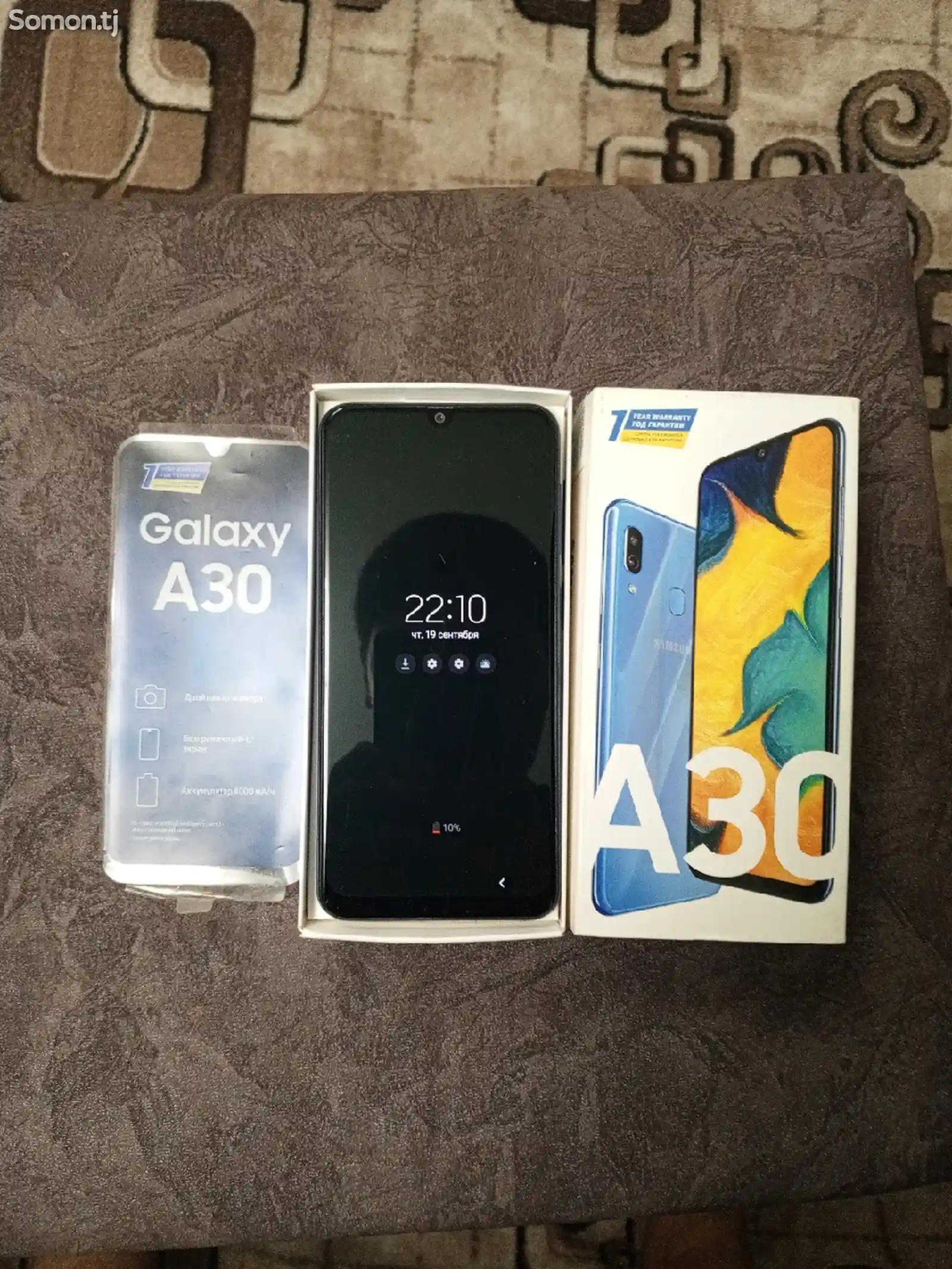 Samsung Galaxy A30-3