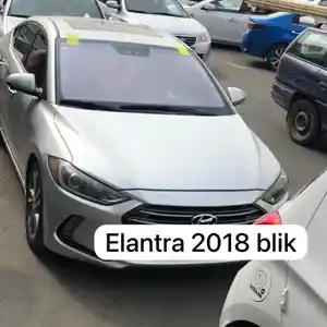 Лобовое стекло фиолетовый на Hyundai Elantra 2017-2019