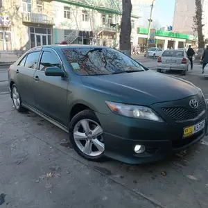 Toyota Camry, 2010