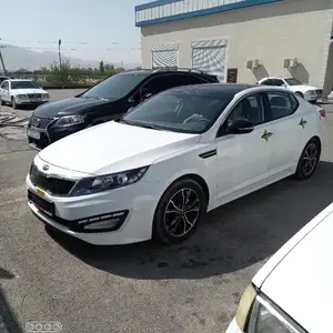 Kia Optima, 2011