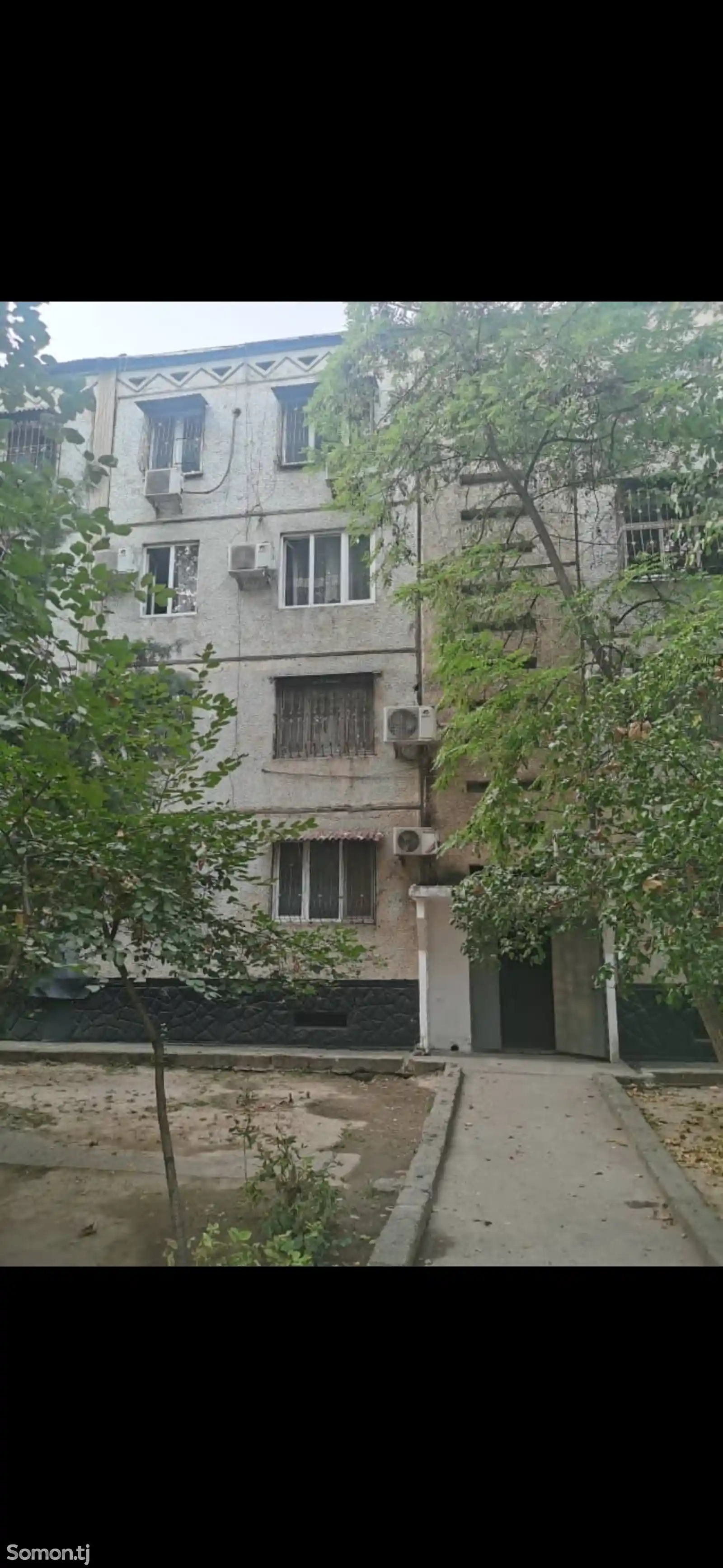 4-комн. квартира, 4 этаж, 73 м², 33 мкр-1