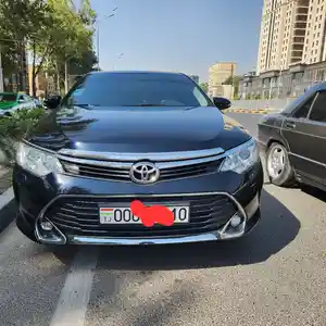 Toyota Camry, 2017