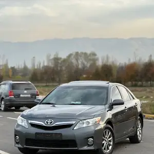 Toyota Camry, 2011