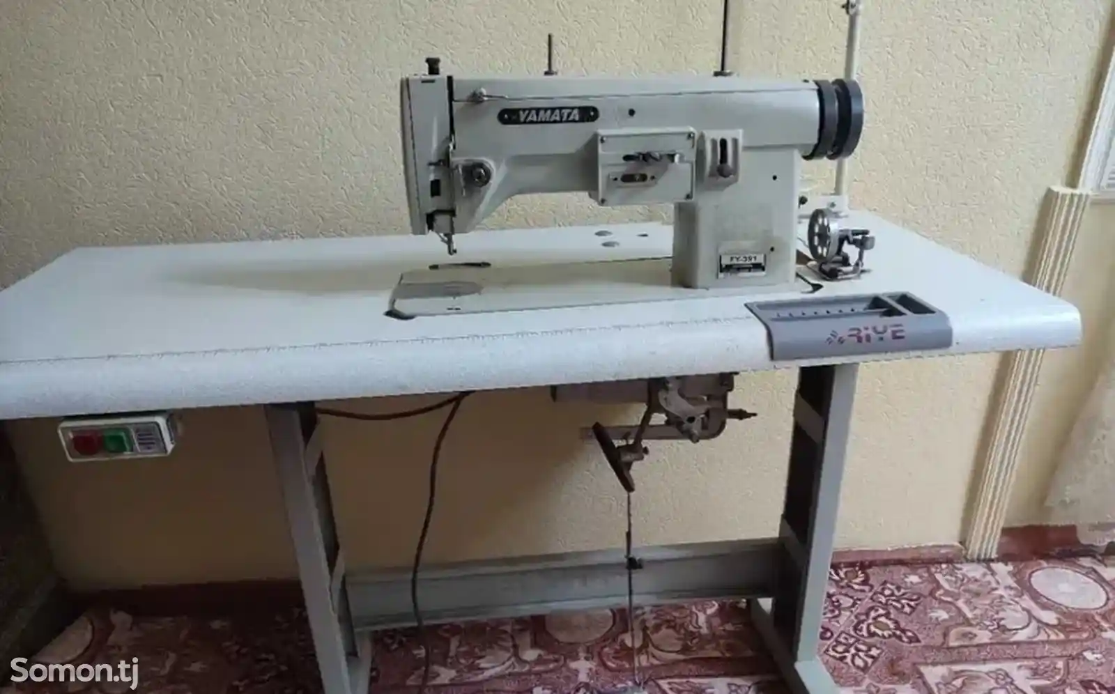 Швейная машинка прямая строчки и вышивка имеет 2 функций