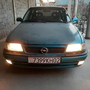 Opel Astra F, 1995