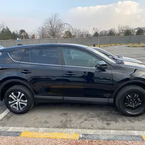 Toyota RAV 4, 2017