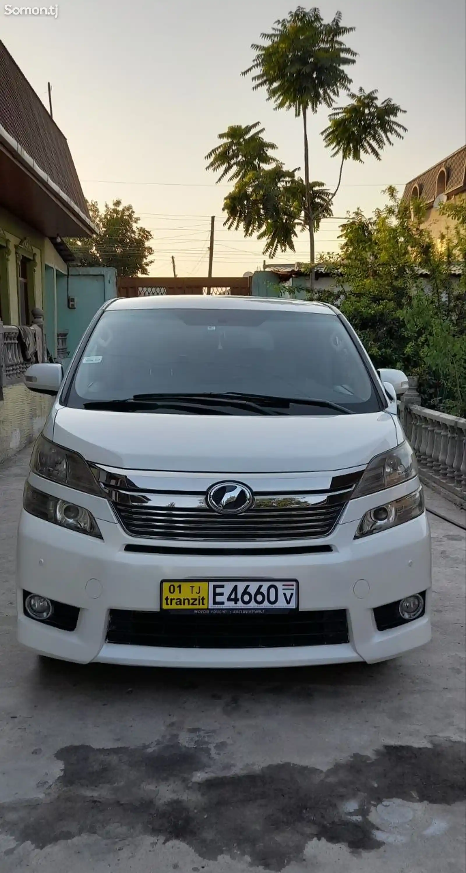 Toyota Vellfire, 2012-5