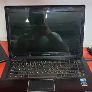 Ноутбук Lenovo i3